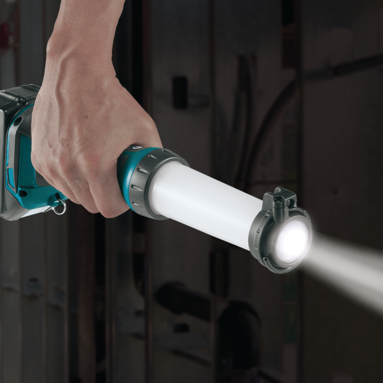 Makita Canada Inc, 18V LXT® Lithium‑Ion Cordless L.E.D. Lantern/Flashlight, Flashlight Only