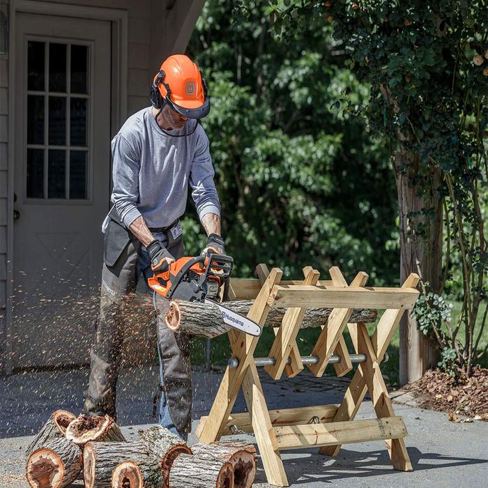 Husqvarna Canada Corp (FloorPlan), Husqvarna 130 chainsaw 16"