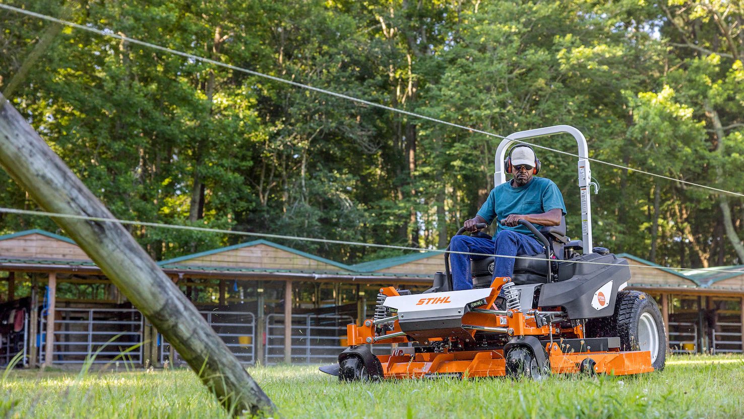 STIHL, STIHL RZ 972i Commercial 72" Zero Turn Lawn Mower